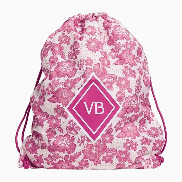 Vera Bradley Handbags - NWT 🌸 VERA BRADLEY drawstring backpack